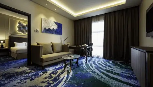 Eastin Deluxe Suite with Bathtub